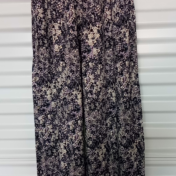 Women's jumpsuit size xs - Picture 3 of 5